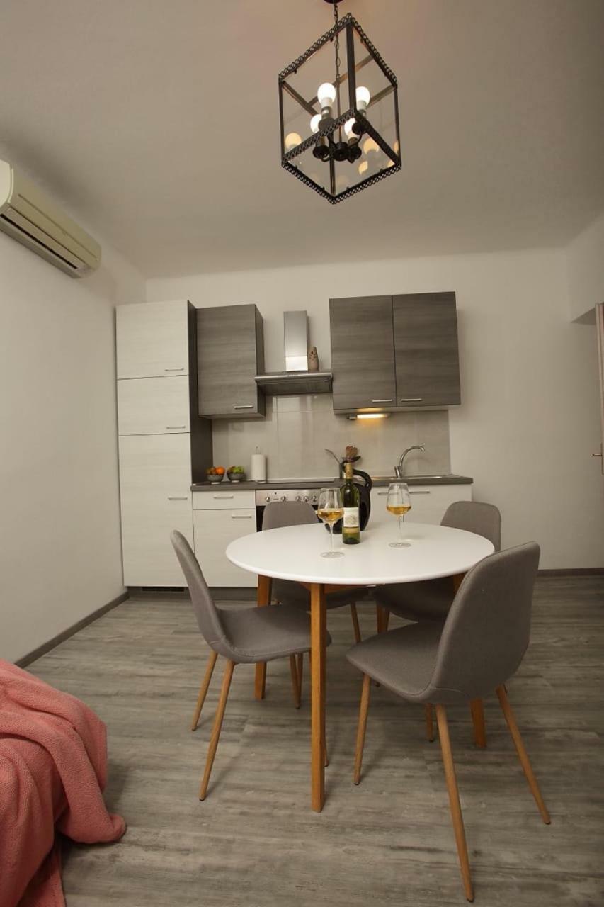 Apartman Toni สปลิท ภายนอก รูปภาพ